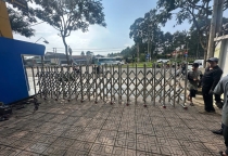 Dịch vụ thi công cổng xếp inox tại Long Khánh