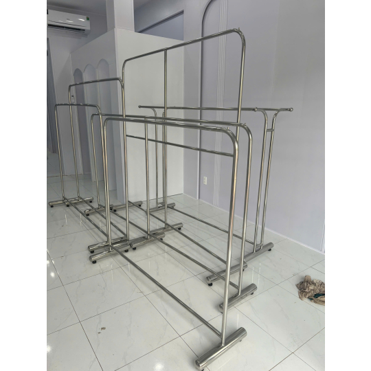 Giá treo đồ inox long khánh - gia công inox đồng nai
